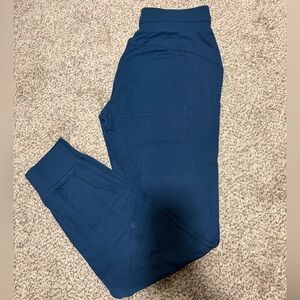 Lululemon ready to rulu joggers